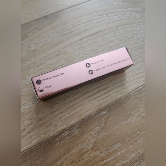 LORDE AND BELLE | NWOT REALHER matte liquid lipstick in I Am Adaptable - Picture 3 of 5